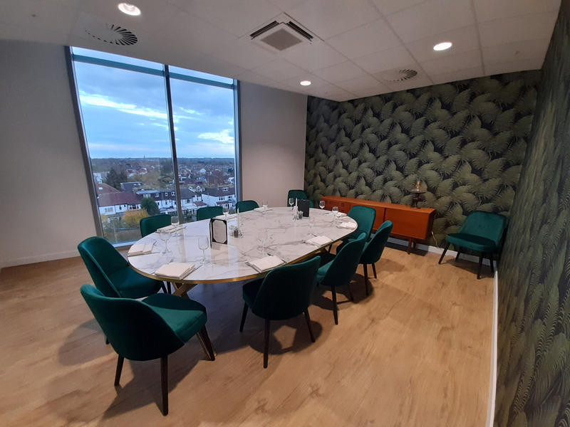 f-the-view-training-restaurant-chefs-table2