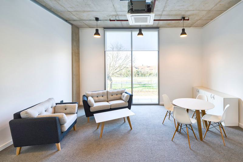 a-supported-learning-flat